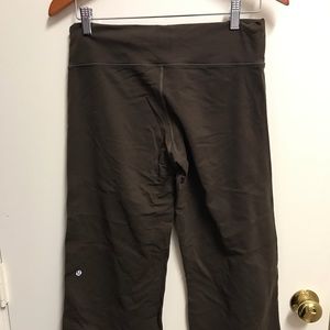 Lululemon crop pants